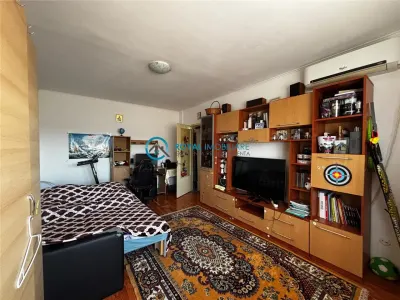 Royal Imobiliare - Vanzare apartament 3 camere zona Ultracentral - foto 3