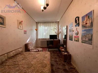 Apartament 3 camere de vanzare zona Ultracentrala Tulcea - foto 3