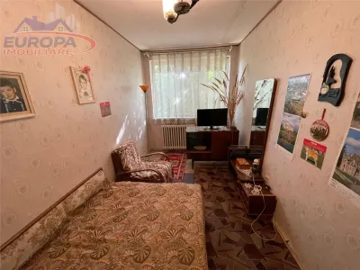 Apartament 3 camere de vanzare zona Ultracentrala Tulcea - foto 4