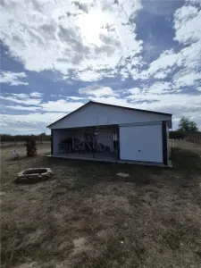PRIMUM IMOBILIARE | TEREN EXTRAVILAN 6.700 MP ÎN URSENI | CABANĂ 90 MP | 2 PUȚURI FORATE - foto 3