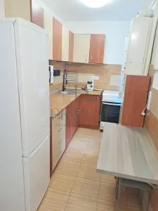 FREIDORF - 1 CAM - SPATIOS - DECOMANDAT -CENTRALA PROPRIE - foto 3