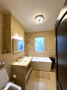 Apartament 3 camere confort 1 decomandat zona Orizont - foto 8