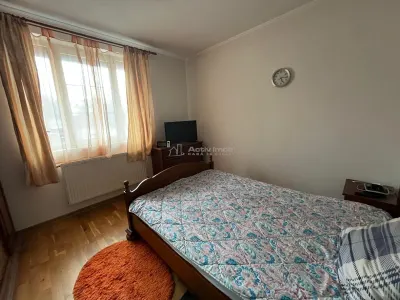Caransebes, Casa cu Teren 385MP, Zona Racovita - foto 3