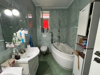 Caransebes, Casa cu Teren 385MP, Zona Racovita - foto 8