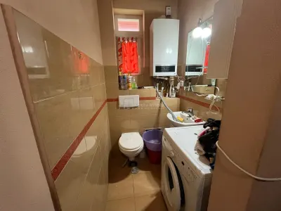 Caransebes, Casa cu Teren 385MP, Zona Racovita - foto 9