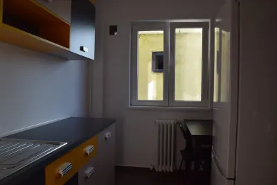 Apartament 2 camere - Podul ros - Podul de Piatra - foto 3