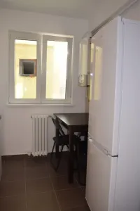 Apartament 2 camere - Podul ros - Podul de Piatra - foto 4