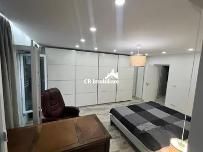Inchiriere Apartament 4 Camere Lux Unirii - foto 8