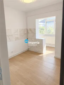 Apartament 3 camere de vanzare in zona Nicolina Belvedere 72 mp 2 bai - foto 4