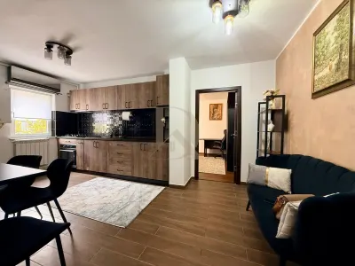 Rar la vanzare ! Centru - Sf Lazar ,  2 camere , et 1 , langa Palas - foto 3