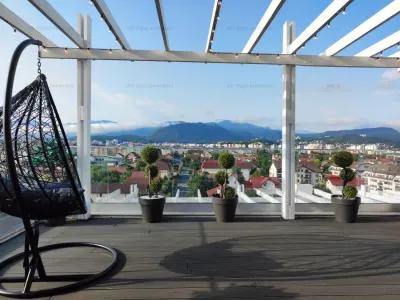 Apartament tip Penthouse | Terasa cu View | Zona Coresi - foto 2