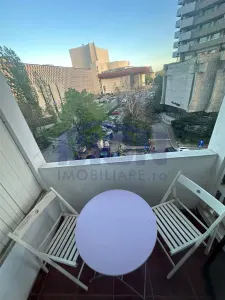 Batistei cu vedere Intercontinental - foto 10