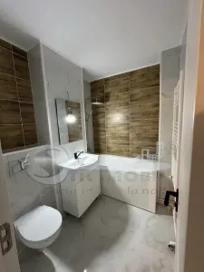 Apartament cu 4 camere renovat complet, etaj 1, Dacia - foto 7