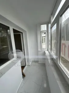 Apartament cu 4 camere renovat complet, etaj 1, Dacia - foto 8