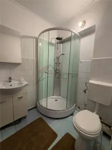 Inchiriere Apartament cu 3 camere decomandat - Gara - foto 6