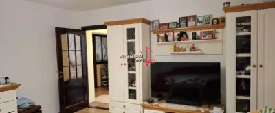 Apartament 3 camere decomandat, etaj 6/8, lângă Parcul Tei și Facultatea de Construcții - Bucuresti