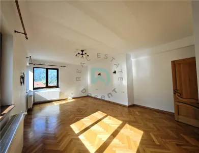 Închiriez 3 camere, Centrul Istoric, Brașov - foto 11
