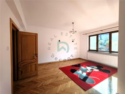 Închiriez 3 camere, Centrul Istoric, Brașov - foto 17