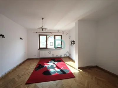 Închiriez 3 camere, Centrul Istoric, Brașov - foto 19