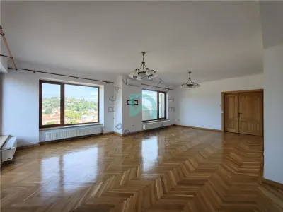 Închiriez 3 camere, Centrul Istoric, Brașov - foto 3