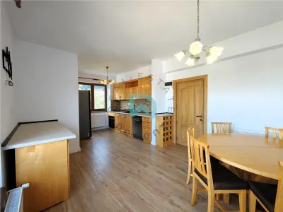 Închiriez 3 camere, Centrul Istoric, Brașov - foto 21
