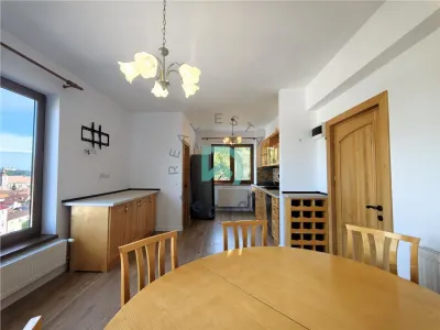 Închiriez 3 camere, Centrul Istoric, Brașov - foto 22