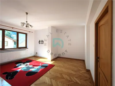 Închiriez 3 camere, Centrul Istoric, Brașov - foto 5