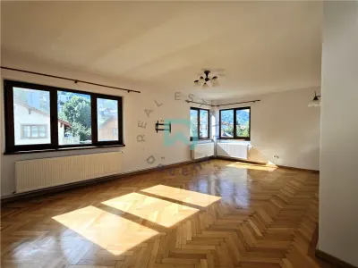 Închiriez 3 camere, Centrul Istoric, Brașov - foto 9