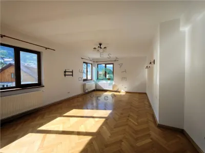 Închiriez 3 camere, Centrul Istoric, Brașov - foto 10