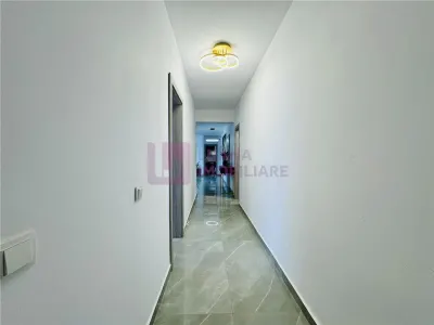 Penthouse PREMIUM de vanzare | terasa 110 mp | 2 bai | 2 parcari | video - foto 12