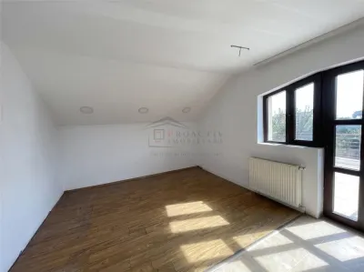 Cladire P+E cu 190 mp utili | Pretabil comercial sau rezidential | Suceava C-5919 - foto 13
