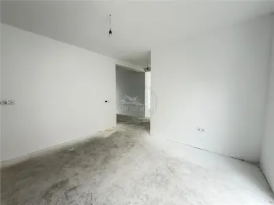 Casa individuala 4 camere 3 bai 280mp teren zona Gusterita - foto 6