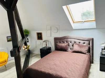 Apartament 4 camere | 100 mp | 3 dormitoare | La casa | Zona Balcescu | 2 bai | Intrare separata | Aproape de universitati - foto 5