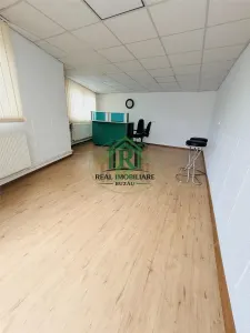 Spatiu comercial - ideal birouri, zona centrala! - Buzau