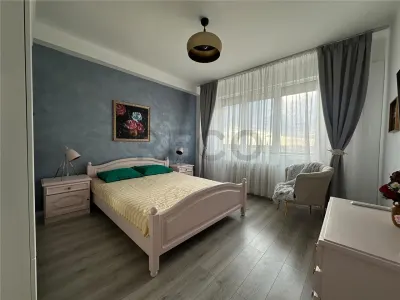 RECO Apartament ultracentral renovat la etaj intermediar - foto 3