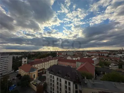 RECO Apartament ultracentral renovat la etaj intermediar - foto 7