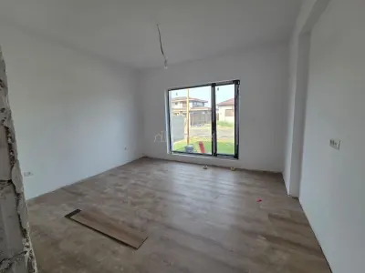 Casa 4 camere - Domnesti - Str. Fagului - foto 17