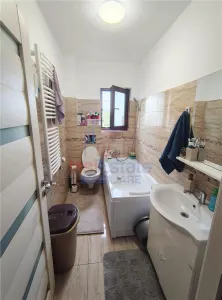 Pacurari - str Dealul Zorilor - Apartament 2 camere cu parcare - foto 9