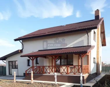 Casă/Vilă spațioasă cu etaj și garaj – Preț: 250.000 € - foto 3
