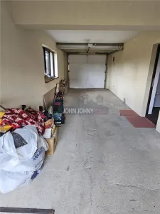 Casă/Vilă spațioasă cu etaj și garaj – Preț: 250.000 € - foto 27