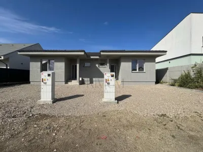 NOU - DUPLEX 3 CAMERE - ZONA BUNA - MOSNITA - - foto 2