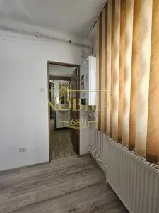 GARSONIERA MOBILATA SI UTILATA DE VANZARE IN ONESTI - foto 4