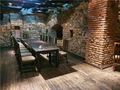 Investitie | Restaurant cu gradina de vara Old Times! - foto 2