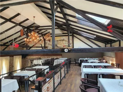 Investitie | Restaurant cu gradina de vara Old Times! - foto 12