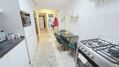 APARTAMENT 4 CAMERE 82 MP CALEA FLORESTI MANASTUR - foto 4