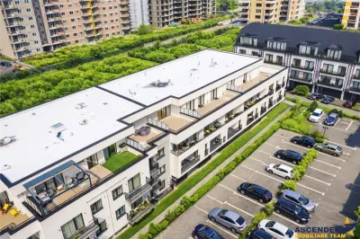 Apartament tip penthouse. mobilat, utilat, 2 terase, 100mp, Tractorul, Brasov. - foto 4