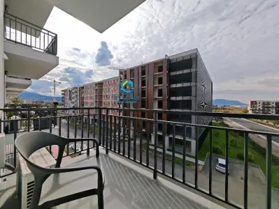 Inchiriem Apartament 3 Camere, Tip Studio, Modern, Tractorul - foto 13