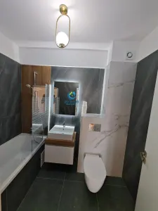 Inchiriem Apartament 3 Camere, Tip Studio, Modern, Tractorul - foto 16