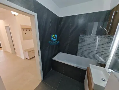 Inchiriem Apartament 3 Camere, Tip Studio, Modern, Tractorul - foto 18