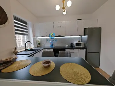 Inchiriem Apartament 3 Camere, Tip Studio, Modern, Tractorul - foto 7